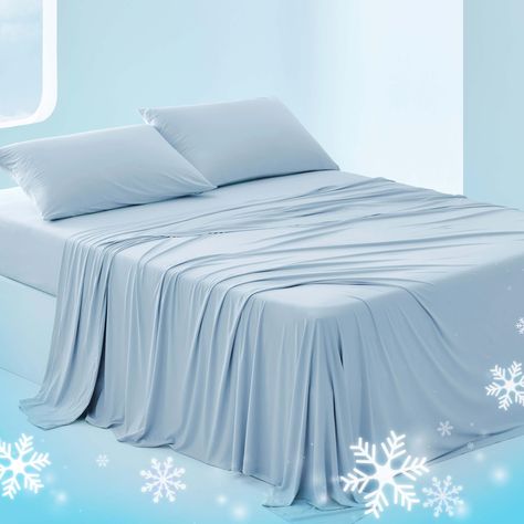 PRICES MAY VARY. Balanced Coolness: Made with Bedsure Breescape cooling fabric, this cooling bed sheet features a Q-Max rating of over 0.4, delivering an instant 4°F cooler sensation. It's 10 times more breathable and absorbent than cotton, ensuring you stay refreshed and dry all night. The balance between coolness and breathability helps you maintain ideal temperatures for optimal sleep. Soft & Skin-Friendly: Crafted from Breescape cooling fabric, finer than 1/99 of a hair strand, this knitted Cooling Sheets, Pillow Case Mattress, Green Sheets, Coastal Room, Bohemian Room, Blue Sheets, Restorative Sleep, King Sheets, Heated Blanket