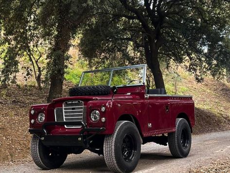 Land Rover Defender Classic, Classic Land Rover, Series 3 Land Rover, Land Rover Truck, Old Land Rover, Land Rover V8, Land Rover Defender Custom, Series 2 Land Rover, Classic 4x4