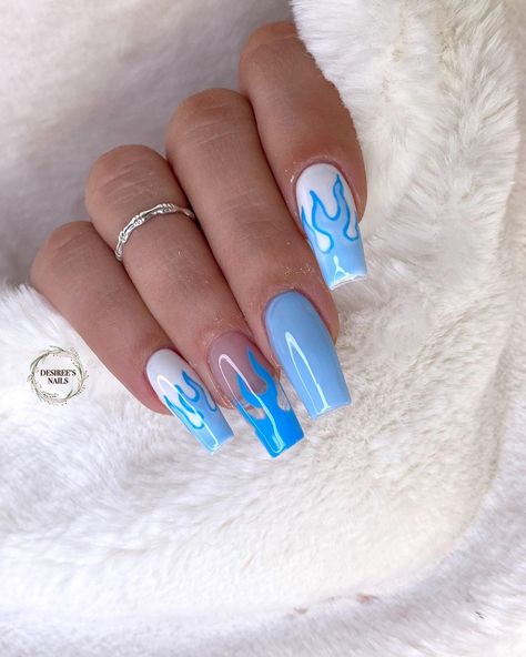 Nail Influencer, Pretty Nails Acrylic, Guy Nails, Acrylics Nails, Flame Nails, Nails Grunge, Hand Painted Nails, Nails Hand Painted, Feather Nails