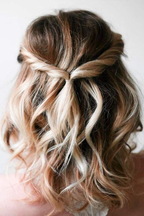 Finding cute spring formal hairstyles for short hair can be difficult. The worst is when you find the perfect hairstyle, but it doesn’t work for you! For girls with short hair, we are here to help!    Here’s a list of our favorite hairstyles for the spring season!    #springformal #hairstyle #shorthair Half Up, Medium Length, Blonde Hair, A Woman, Blonde, Hairstyles, Hair