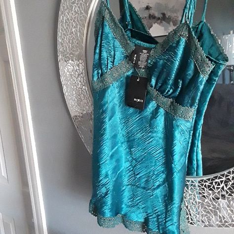 Mixit Cami Teal Satin Crinkle Look Cami Nwt Never Worn /Still Has Original Tags. Perfect For Easter Smoke Free Home. Happy Poshing!! Teal Clothes, Iridescent Clothing, Teal Outfit, Teal Aesthetic, Vacation Outfits Men, Teal Outfits, Y2k Cami, Thrift Inspo, Satin Tank Top