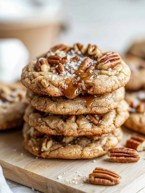 Maple Brown Sugar Pecan Cookies with Maple Fudge Maple Butter Pecan Cookies, Maple Nut Cookies, Brown Sugar Pecan Cookies, Maple Pecan Cookies, Caramel Pecan Cookies, Maple Fudge, Maple Cookies, Aesthetic Foods, Sugared Pecans