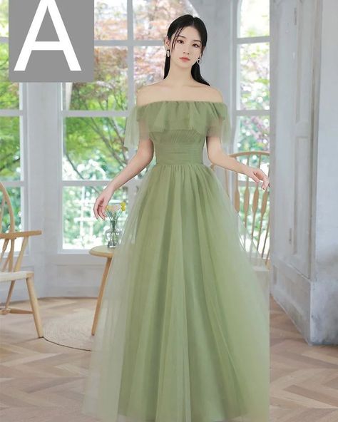 Fashion Personalized Long Costumes For Women 💚 Fabric name: Polyester Color: fruit Green Type A- Long, fruit green type B- long, fruit green type C- long, fruit green type D-Long Waist type: high waist Size: S,M,L,XL,XXL Applicable Gender: Female #vestigefashion Simple Quinceanera Dresses, Bridesmaid Dress Tulle, Off Shoulder Bridesmaid, Simple Evening Dress, Off Shoulder Bridesmaid Dress, Plisse Dress, Prom Dresses Simple, Formal Bridesmaids Dresses, Green Tulle