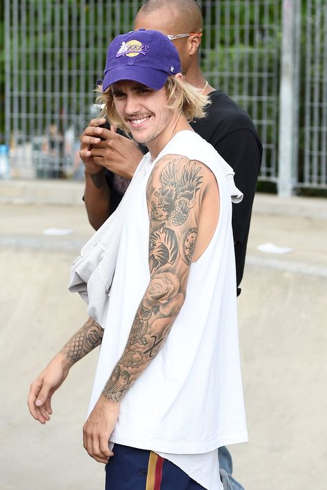 Justin Bieber Tattoos, Minimalist Wardrobe Essentials, Justin Bieber News, Justin Bieber Images, Tara Yummy, Justin Bieber Wallpaper, Tattoo Inspiration Men, Justin Bieber Pictures, Tattoo Font