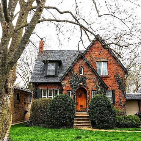 "Why Not?" Wednesday Adorable little storybook cottage. Thanks for tagging #archi_ologie repost from @jessiebgussack Susan was certain… Cute Small Brick House, Small Brick House, Cottage Design Plans, Brick Houses, Brick Cottage, Tudor Cottage, Storybook Cottage, Red Brick House, Dream Cottage