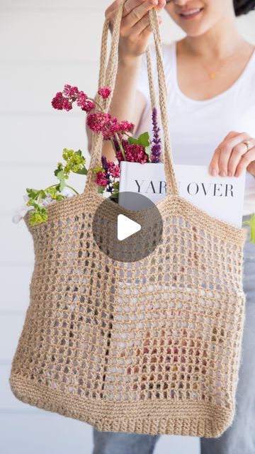 Delia - DIY on Instagram: "🧵Jute twine >> summer tote! ☀️ Have you ever crocheted with jute? It’s pretty scratchy but it makes a pretty tough bag that’s perfect for summer. Plus, you don’t get hot holding it while you crochet it. 😅I have the (slowed down) full length video in the link in my bio along with the free written pattern." Crochet Jute Bag, Summer Tote, Jute Bags, Jute Twine, Have You Ever, Twine, Full Length, Crochet, Pattern