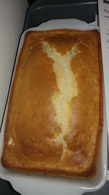 Bread From Bisquick, Bisquick Cinnamon Bread, Bisquick Pound Cake Recipes, Bisquick Bread Loaf, Bisquick Quick Bread, Bisquick Quick Bread Recipes, Zucchini Bread Made With Bisquick, Gf Bisquick Recipes, Betty Crocker Recipes Desserts