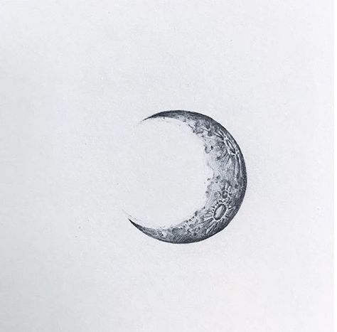 Realistic Moon Tattoo Designs, Small Full Moon Tattoo, Moon Tattoo Gothic, Moon Calf Tattoo, Moon Realistic Tattoo, Shaded Moon Tattoo, Moon Tattoo Realistic, Moon Tatoos Ideas, Luna Tattoo Design