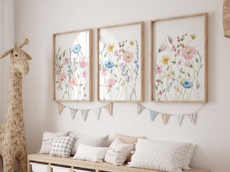 Wildflower Girls Room, Wildflowers Nursery, Nursery Baby Girl, Kids Room Inspiration, Nursery Decor Girl, Kids Room Design, Toddler Room, Girls Room Decor