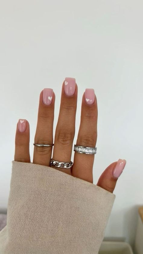 Short Nails Ideas With Hearts, Heart Nail Designs Pink, Love Heart On Nails, Pink Biab Nails Short, Short Square Manicure Ideas, Short Oval Biab Nails, Cute Basic Valentines Day Nails, Poly Gel Nail Inspo Short, Gel Nails Heart Designs