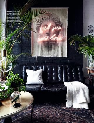 Decor Ikea, Interior Minimalista, Versace Home, 아파트 인테리어, Dark Interiors, Style Deco, Style At Home, A Living Room, Dream Decor