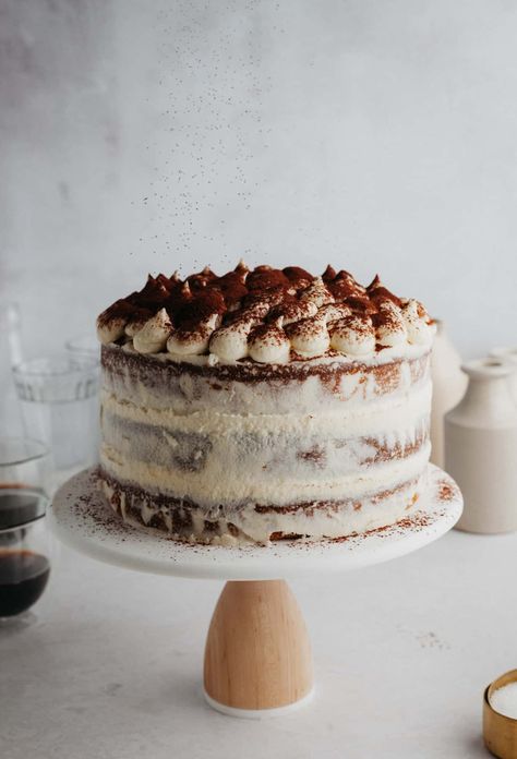 Mascarpone Buttercream, Chocolate Drip Cake, Layer Cake Recipes, Tiramisu Cake, Warm Cake, Coffee Syrup, Chocolate Drip, Holiday Cakes, Drip Cakes