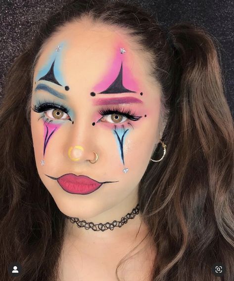 Face Paint Ideas Clown, Kid Clown Makeup, Girls Clown Makeup, Kids Clown Makeup, Maquillaje De Payaso Mujer, Clown Face Painting, Clown Girl Makeup, Simple Clown Makeup, Girl Clown Makeup