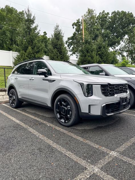 Drive beyond the ordinary with this 2024 Kia Sorento X-Line! 😎 🛣️ 🗺️ (Stock#K40609)

 #HealeyBrothers #HudsonValley #HVNY #kia #kiasorento #sorento Kia Sorento 2024, Kia Suv, Vision Board Pics, Chevrolet Dealership, New Hampton, Chrysler Dodge Jeep, Kia Sorento, Car Auctions, Hudson Valley