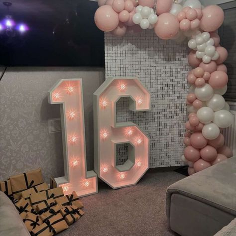 Our Light-Up Numbers, Sequin Wall Backdrops, and Balloon Garland Packages are really popular at the moment! They come in two sizes, and you can choose balloons in any colour. Right now, we have white, black, silver, and vanilla gold sequin walls, with more colours coming soon. Our light-up numbers also change colour to match your theme. If you're after the perfect photo backdrop, we've got you covered. It’s never too early to book! Secure your spot with a small deposit—just message us for pr... Sequin Wall, Wall Backdrops, Gold Sequin, Photo Backdrop, Balloon Garland, Color Change, Black Silver, Light Up, Coming Soon