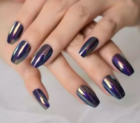 1920s Nails, Holographic Nail Designs, Chrome Nail Colors, Purple Chrome Nails, Purple Chrome, Purple Holographic, Boho Nails, Nail Designs Ideas, Stylish Nails Designs