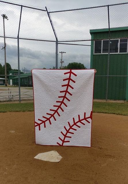 Crochet Blankets For Men, Blankets For Men, Baseball Throw, Beginner Crochet Blanket, Crochet Blanket Ideas, Baseball Quilt, Boys Quilt Patterns, Sports Quilts, Baseball Crafts