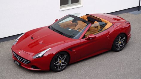 Ferrari California T, Roadster Car, Ferrari California, Beige Interior, Apple Carplay, Jdm Cars, Apple Car Play, Car Ins, Sports Cars