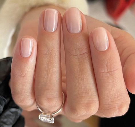 Natural Wedding Nails, Simple Wedding Nails, Bridal Manicure, Engagement Nails, Wedding Manicure, Milky Nails, Toe Nail Color, Mermaid Nails, Sofia Richie