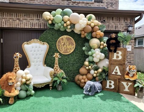 Safari Baby Shower Boy Decorations, Safari Baby Shower Boy Centerpieces, Safari Themed Food, Safari Centerpieces, Shower 2023, Wild Baby Shower, Safari Baby Shower Boy, Baby Shower Party Themes, Baby Shower Safari Theme