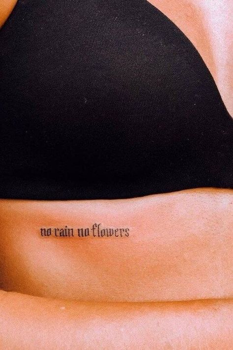 50+ Unique Feminine Small Tattoos For Female With Meaning. Creative tattoo designs Small Simple Feminine Tattoos, Tattoo Ideas Female Meaningful Simple, Simple But Cute Tattoos, Sa Tattoos For Women, Small Discreet Tattoos For Women, Small Discreet Tattoos, Woman Body Tattoo Design, Tattoo Word Ideas, Feminine Small Tattoos