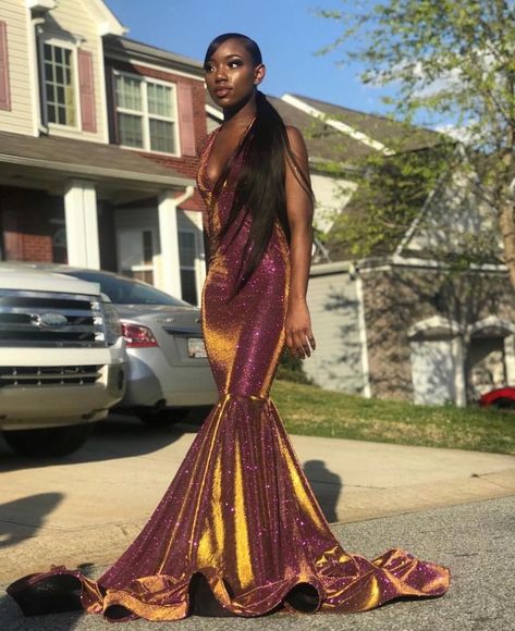 @nunbutabrat 💛 Mermaid Gown Prom, Prom Girl Dresses, Instagram Queen, Prom Looks, Formal Party Dress, Prom Girl, Prom Outfits, Prom Night, Prom Gown