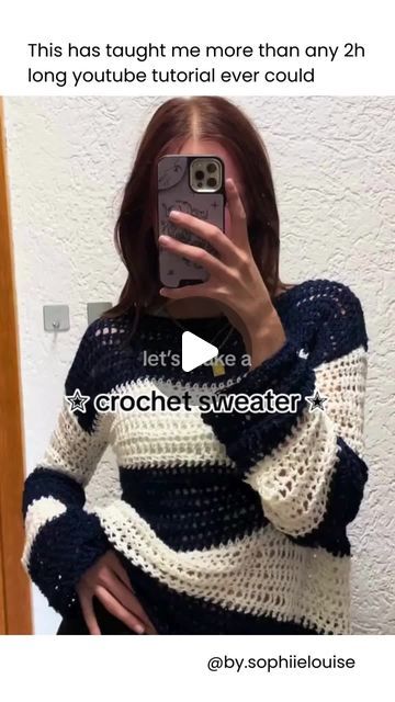 Loose Stitch Crochet Sweater, Crochet Loose Sweater Pattern Free, Loose Crochet Stitches Patterns, How To Crochet A Sweater, Cute Crochet Ideas For Beginners, Crochet Projects Aesthetic, Loose Sweater Pattern, Crochet Sweater Diy, Aesthetic Crochet Sweater