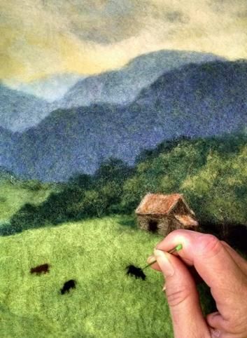 Needle felted landscape Tovad Ull, Needle Felting Diy, Wool Felt Projects, Felt Pictures, Needle Felting Tutorials, Felt Fairy, Felt Embroidery, Needle Felting Kits, Needle Felting Projects