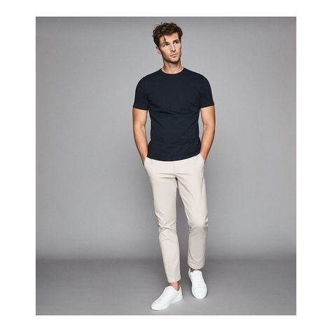 Chinos Men Outfit, Mens Smart Casual Outfits, Smart Casual Menswear, Mens Business Casual Outfits, Shirt Outfit Men, Mens Summer Outfits, Smart Casual Men, Mens Casual Outfits Summer, Stylish Men Casual