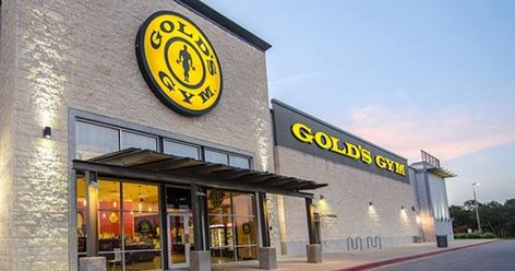 Gym Exterior Design, Exterior Signage Design, Ruang Gym, Gold's Gym, Commercial Signs, Design Café, Gym Interior, Exterior Signage, Gym Logo