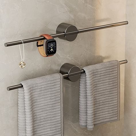 Toallero Ideas, Modern Towel Bars, Bathroom Towel Storage, Towel Organization, Towel Rod, Hand Towels Bathroom, Gray Towels, Bathroom Towel Bar, Towel Storage