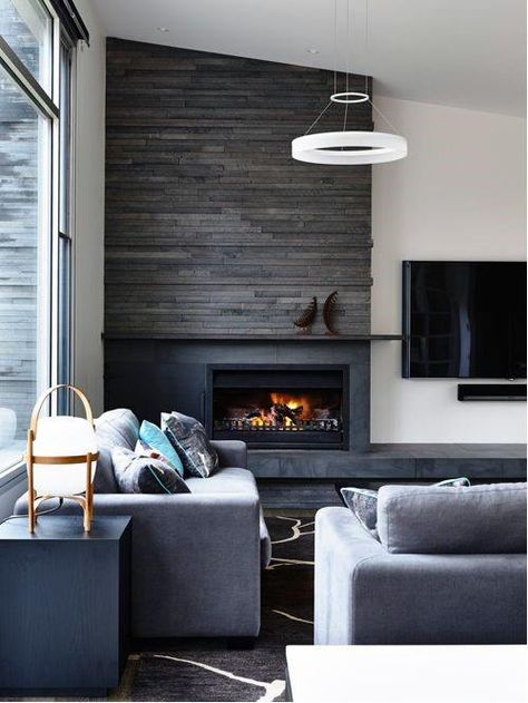 Top 70 Best Modern Fireplace Design Ideas - Luxury Interiors Raised Hearth, Furnitur Ruang Keluarga, Rustic Fireplaces, Contemporary Fireplace, Corner Fireplace, Fireplace Remodel, Trendy Living Rooms, Home Fireplace, Fireplace Makeover