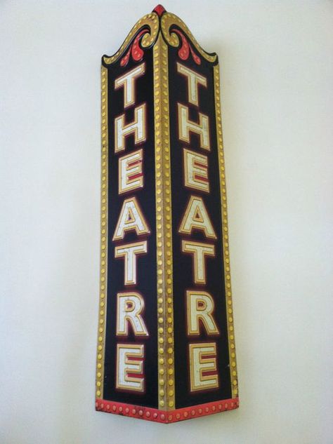 Broadway Themed Room, Broadway Theme, Theatre Decorations, Theatre Classroom, Bühnen Design, Broadway Party, Theater Room Decor, Movie Night Ideas, Outdoor Movie Night