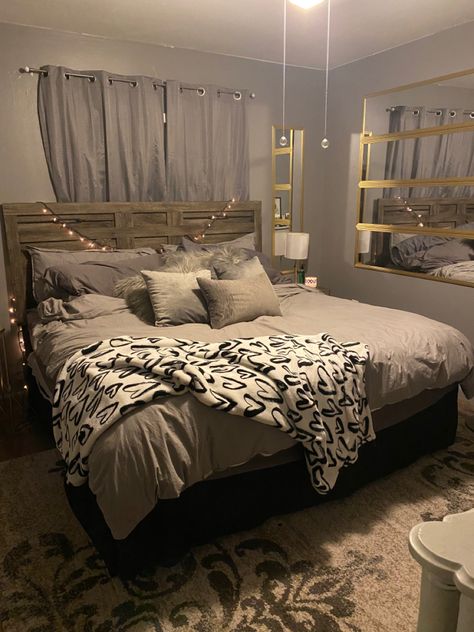 I am obsessed. These mirrors + command strips equals LOVE!! Bedding Ideas Couples, Couples Room Ideas Bedrooms, Couples Room Ideas, Walmart Mirror, Realistic Bedroom, Amazing Beds, Couples Room, Sneakerhead Room, Mtv Cribs