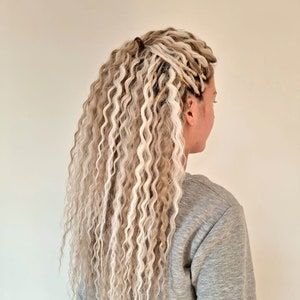 Mijomade Ponytail Dreadlocks: 7 Dreads on a Tie - Etsy Wavy Synthetic Dreads, Curly Dread Extensions, Boho Dreadlocks Hairstyles, Wavy Dreadlock Extensions, Blonde Braids With Curls, Dread Curls, Braids Undercut, Wavy Dreadlocks, Wavy Dreads