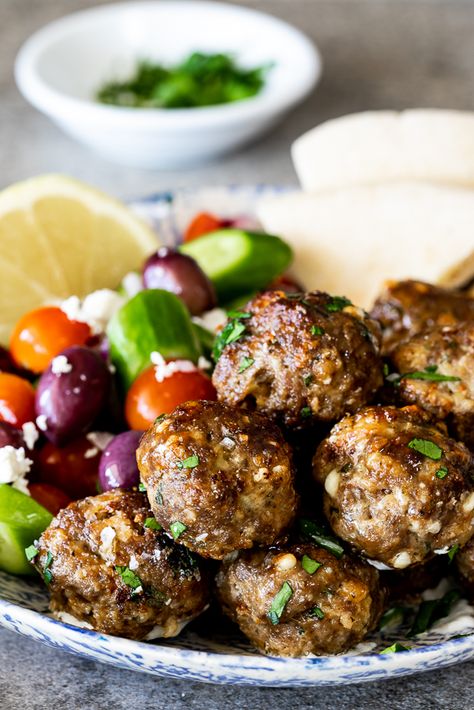 Greek Meatballs Recipe, Greek Dinners, Greek Meatballs, Greek Cooking, Greek Dishes, Minced Meat, Easy Lunch, Pita Bread, Simply Delicious