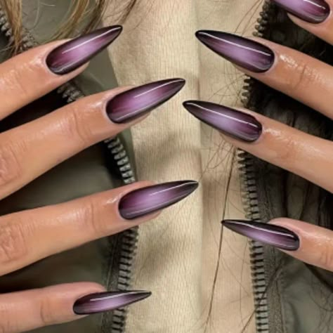 24 Count Press On Nails Gradient Purple/ Black Long Almond Shaped Includes Jelly Glue And Nail File New Almond Manicure, Nails Goth, Nails Grunge, Trend Nails, Trends Nails, Tips Nails, Aura Nails, Unghie Sfumate, 2023 Nails