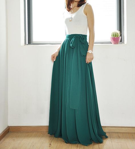 Plus Size Maxi Skirt Chiffon Silk Skirts Beautiful Bow Tie Green Skirt Outfit Ideas, Wedding Guest Skirt, Silk Skirts, Long Chiffon Skirt, Skirt Chiffon, Plus Size Wedding Guest Dresses, Chiffon Maxi Skirt, Trendy Wedding Dresses, Maxi Skirt Dress