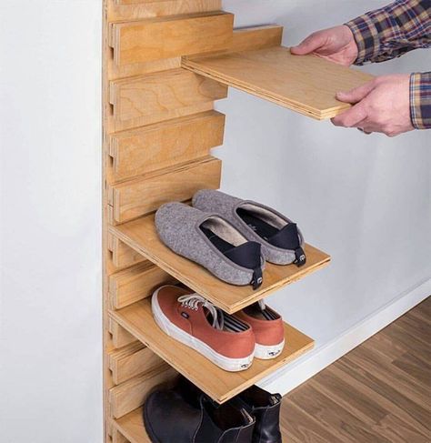 Vertical shoe storage for Tiny House organization, credit to wood working enthus on facebook Shoes Storage Small Space, Homemade Shoes Rack, Original Shoe Storage, Shoe Shelving Ideas, Small Space Shoe Storage Ideas, Vertical Shoe Rack Ideas, Condo Storage Ideas, Small Space Shoe Storage Entryway, Clever Shoe Storage Small Spaces