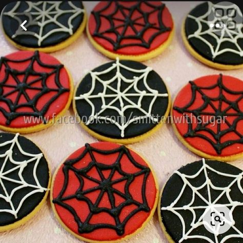 Spiderman Birthday Cookies, Spiderman Cookies, Superhero Cookies, Spiderman Birthday Cake, Marvel Party, 2nd Birthday Boys, Crazy Cookies, Spiderman Theme, Pop Cupcakes