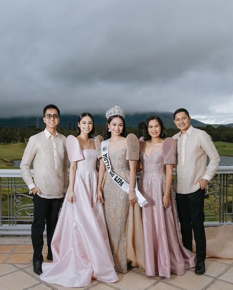 One Shoulder Filipiniana, Modern Filipina Dress, Filipiniana Ball Gown, Purple Filipiniana, Filipiniana Bridesmaid Dresses, Modern Filipiniana Gown Prom, Wedding Filipiniana, Filipiniana Dress Modern, Filipiniana Outfit