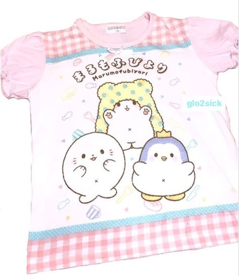 Sanrio Outfit Aesthetic, Kawaiicore Outfit, White Bg, Yume Kawaii, Hat Aesthetic, Got Characters, Kawaii Shirts, Kawaii Sanrio, Yami Kawaii