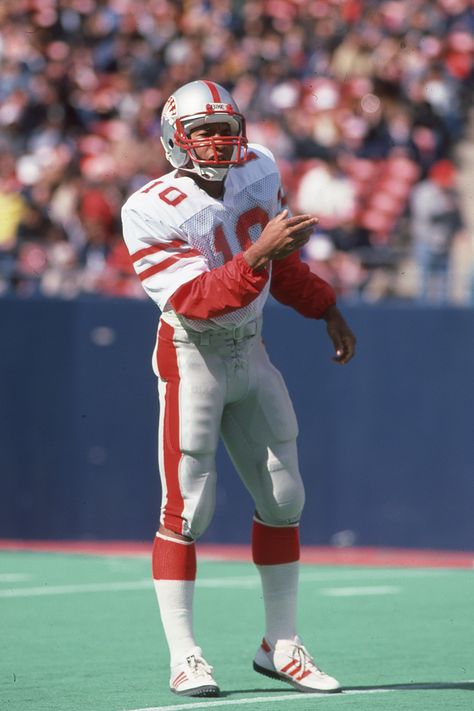 Memphis Showboats, Usfl Football, Football Pro, Pro Football Teams, Canadian Football League, Canadian Football, Football Stuff, Football Teams, School Football