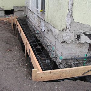 House Underpinning Ideas, Underpinning Ideas House, Deck Underpinning, Deck Underpinning Ideas, Underpinning House, Fix Cracked Concrete, Foundation House, Home Foundation, Diy Trailer