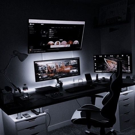 Aesthetic Gaming Room, Aesthetic Gaming, Bilik Mandi, Home Studio Setup, تصميم للمنزل العصري, Bedroom Setup, Setup Ideas, Bilik Tidur, Gaming Room Setup