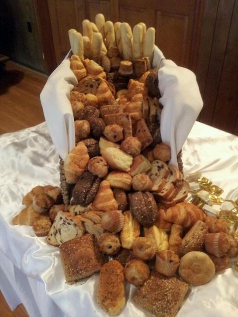 Beautiful Bread Basket  Assorted breads  Tyler/Dinterman Wedding Bread Basket Display Buffet, Assorted Bread Basket, Wedding Bread Table Ideas, Bread Themed Party, Bread Display Ideas Buffet, Bread Table Wedding, Bread Centerpiece Wedding, Bread Table Ideas, Bread Basket Ideas For Table