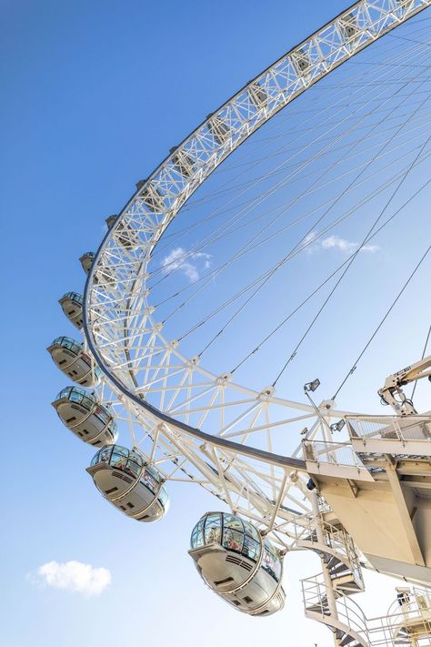 The London Eye Ferris wheel London City Guide the Official Travel Guide of London, England London Eye Tattoo, London Eye Wallpaper, London Eye Drawing, London Eye Night, London Moodboard, London Eye Photography, London Pics, Midwest Travel Destinations, Wonder Wheel