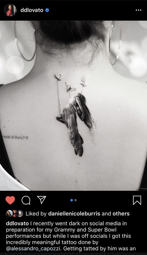 Demi Lovato fallen angel tattoo with doves #beautiful #demilovato #fallenangel #tattoos #doves Tattoo Designs Music, Angel Back Tattoo, Beautiful Angel Tattoos, Angel Tattoo For Women, Guardian Angel Tattoo Designs, Tattoo Fairy, Angle Tattoo, Angels Tattoo, Fallen Angel Tattoo