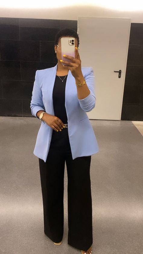 Businesses Attire Women, Work Baddie Aesthetic, Professor Work Outfit, Business Casual Outfits For Women Ideas, Black Women Conference Outfit, Corporate Black Outfit, Minimalist Style Women Outfits, Womens Black Slacks Outfit, Slacks For Women Formal