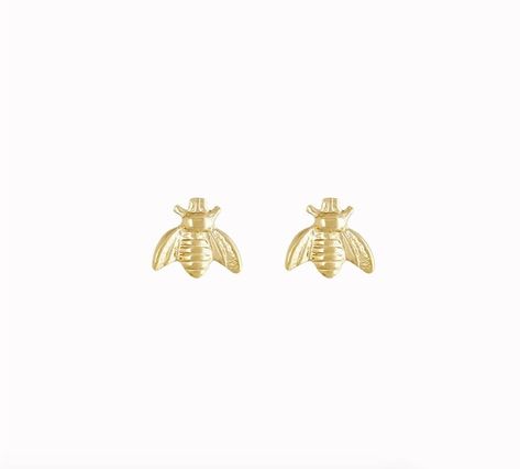 COMING SOON Bee Lovers 🐝 We have new jewelry arriving soon from Misuzi Melbourne. The focus BEES! The Paris hoop bees, bee studs and a gorgeous necklace with bee pendant. DM if wanting to place an order ! #misuzijewelery #misuzi #beehoops #beestuds #beejewelery #comingsoon #jewelery Bee Studs, Placing An Order, Bee Pendant, Place An Order, New Jewelry, Gorgeous Necklaces, Melbourne, Coming Soon, Bee